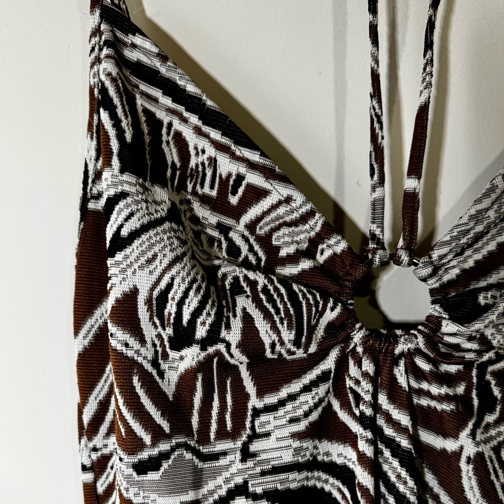 ZARA | Brown Jacquard Midi Dress Keyhole V-Neck Floral Size Medium - Picture 3 of 4